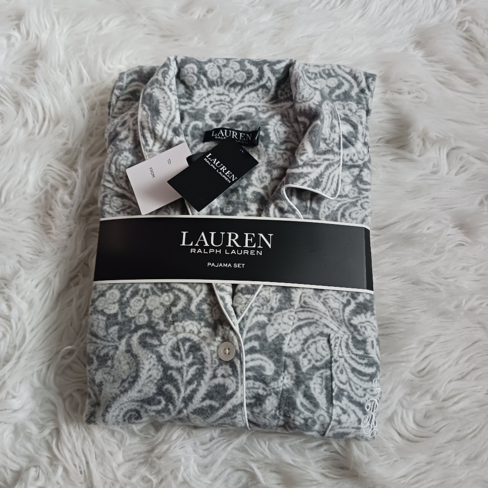 Ralph Lauren notch collar Pajama set, Grey. XL